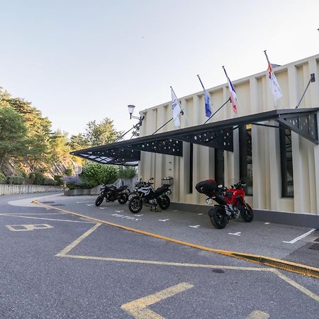 Village Club Les Hyvans Шорж Экстерьер фото