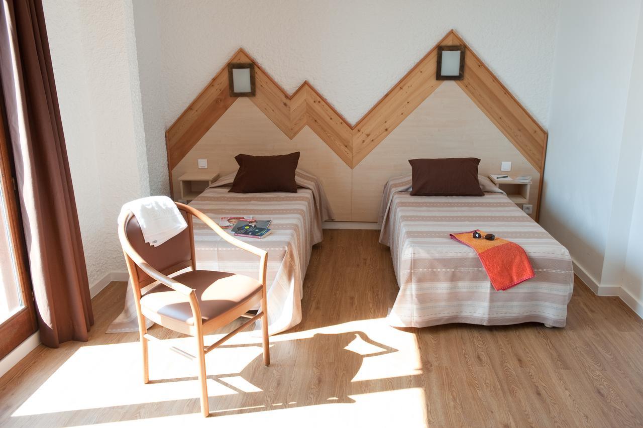Village Club Les Hyvans Шорж Экстерьер фото