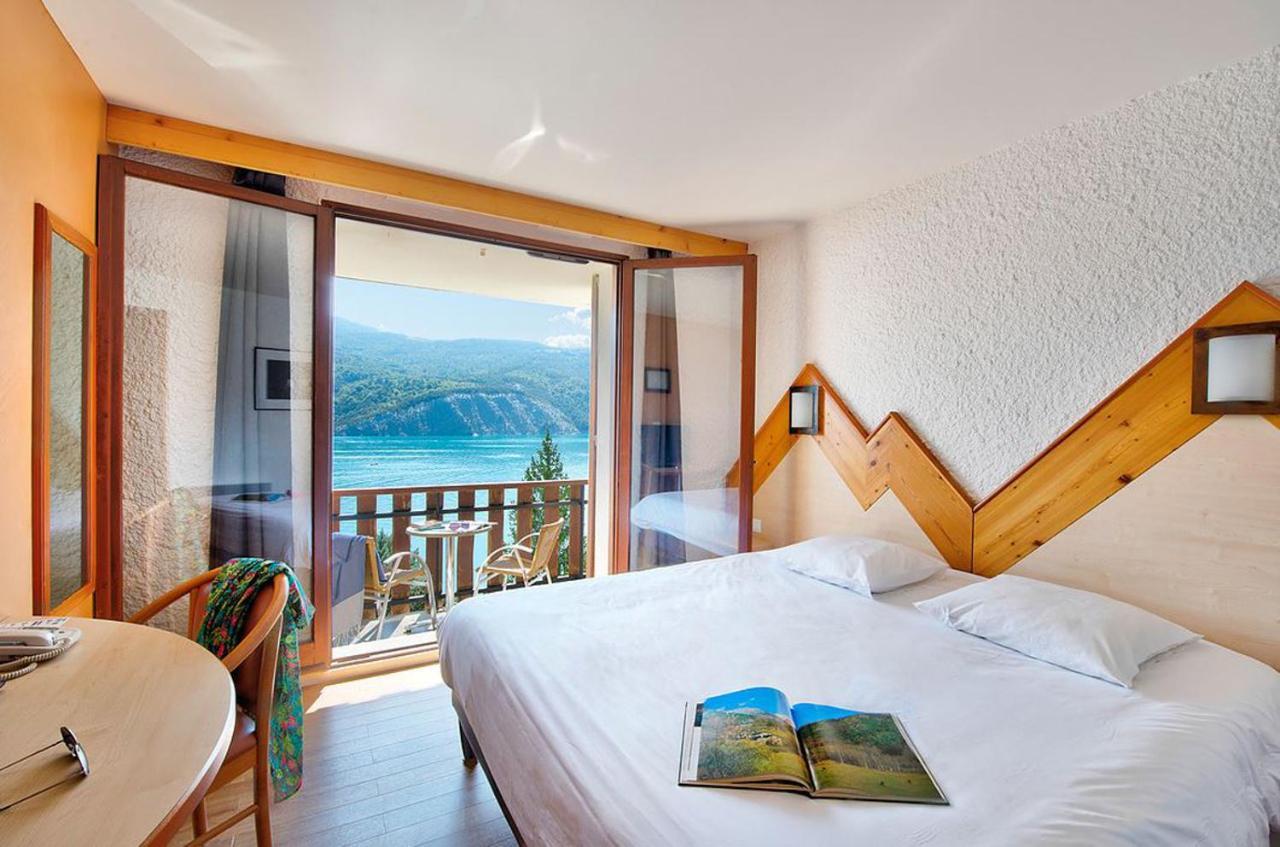 Village Club Les Hyvans Шорж Экстерьер фото